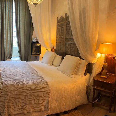 Les Chambres De Amelie B&B โบโลญญา ภายนอก รูปภาพ