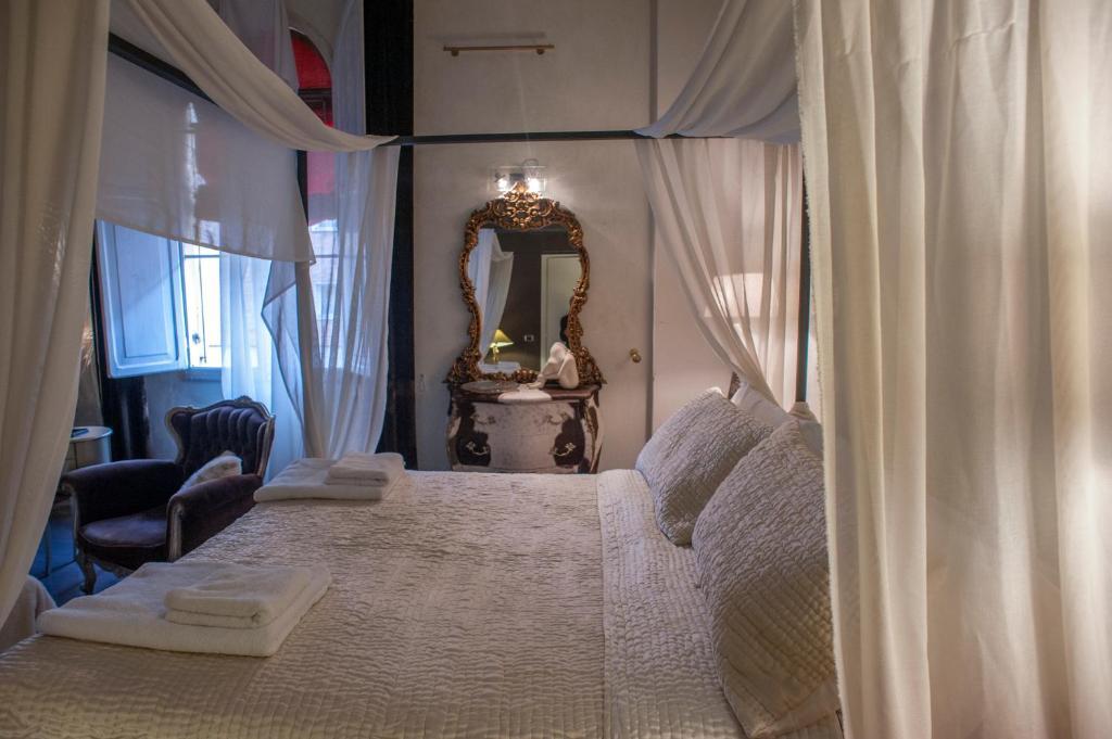 Les Chambres De Amelie B&B โบโลญญา ห้อง รูปภาพ