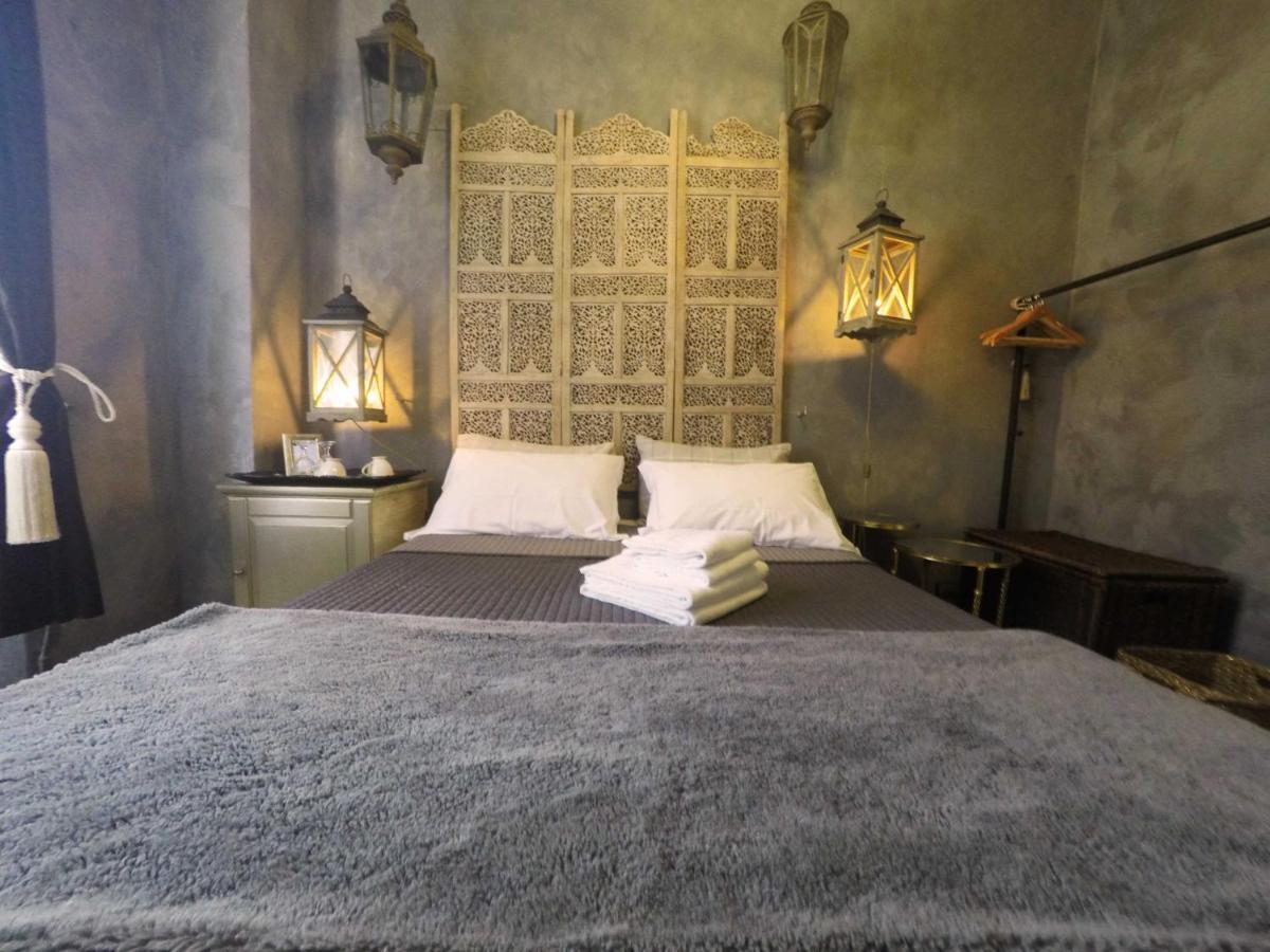 Les Chambres De Amelie B&B โบโลญญา ภายนอก รูปภาพ