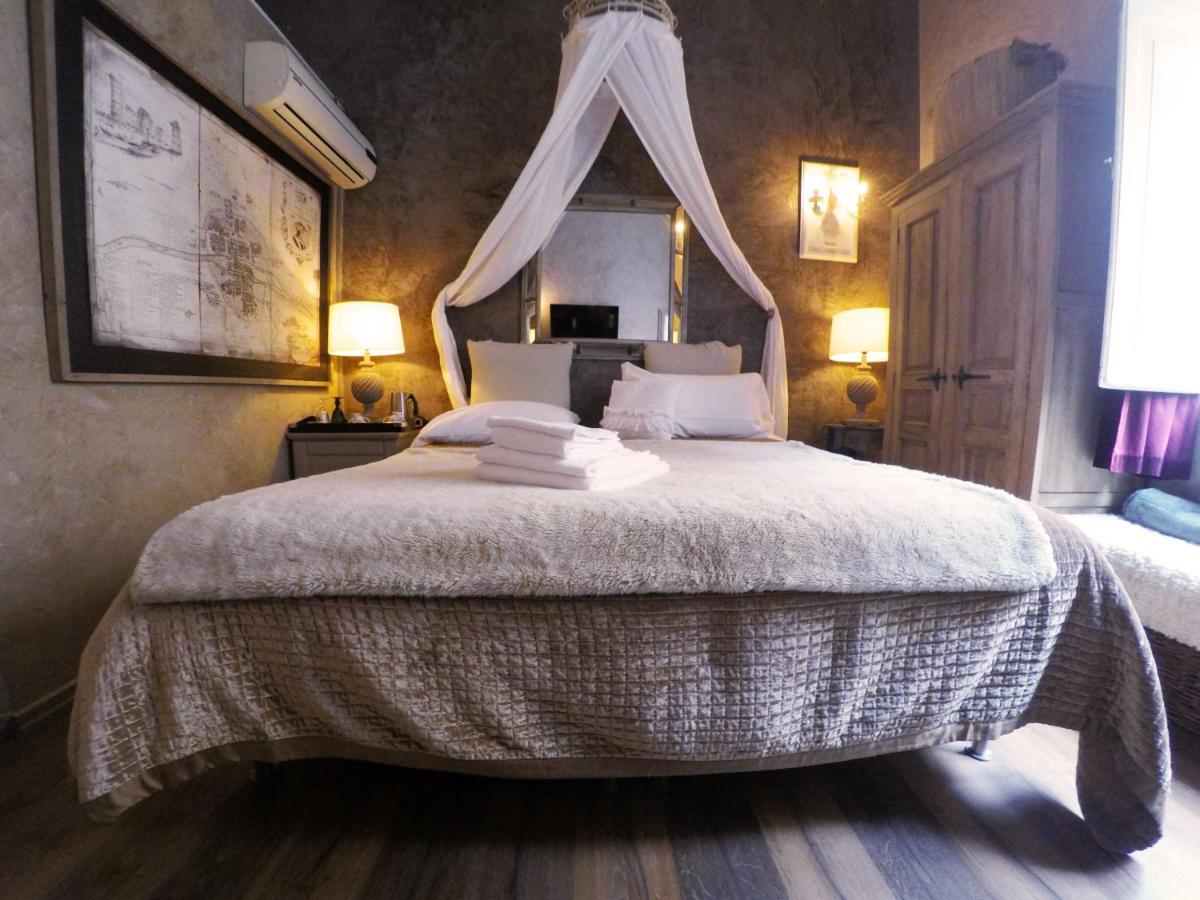 Les Chambres De Amelie B&B โบโลญญา ภายนอก รูปภาพ